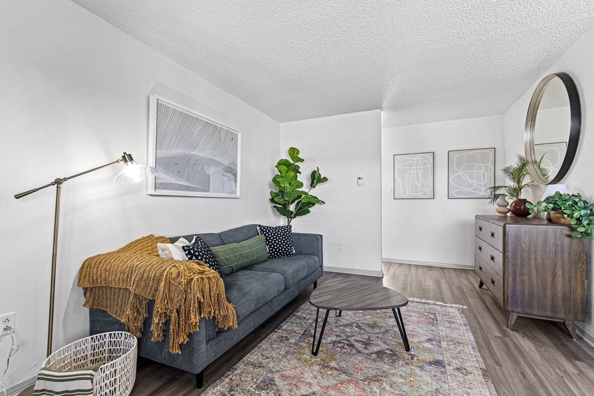 Postmark At Littleton Apartments
